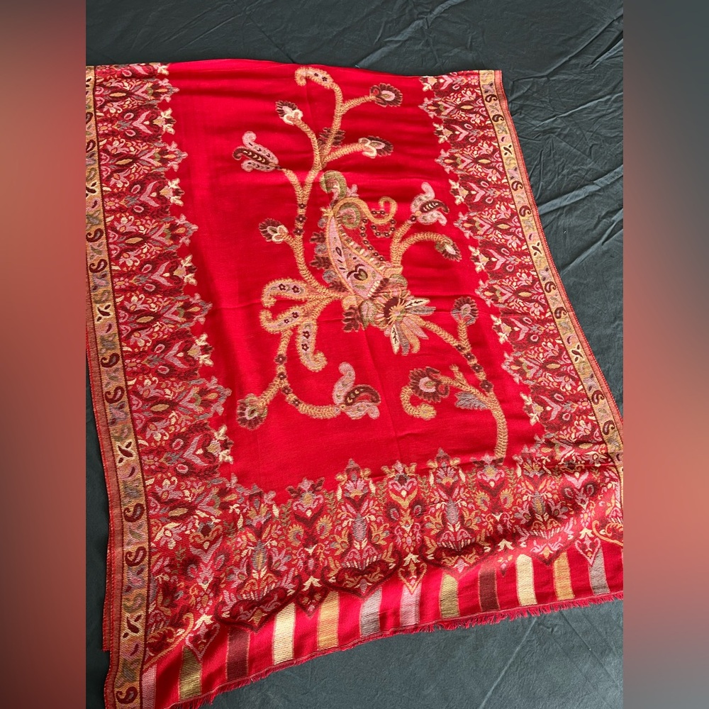 Elegant Red Paisley Scarf